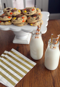 peanut butter overload cookies | polka dots and picket fences