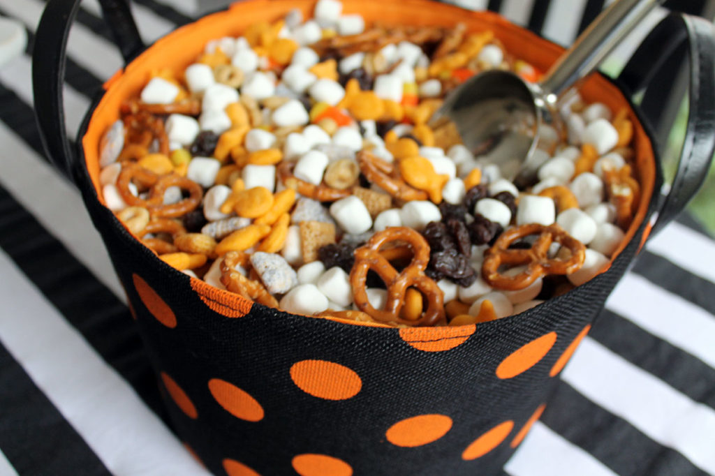 halloween lunch | polka dots and picket fences