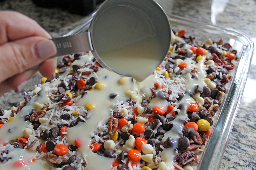 reese's pieces magic bars | polka dots and picket fences