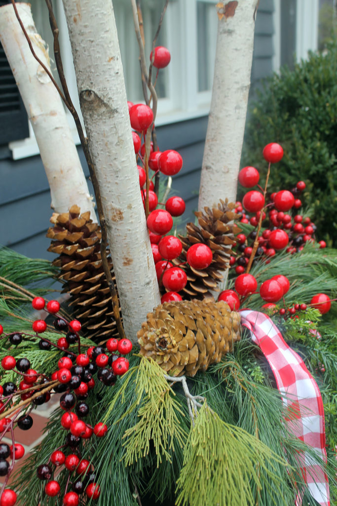 front door holiday decor | polka dots and picket fences